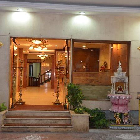 Hotel Raya'S Annexe-1 Kumbakonam Exteriör bild