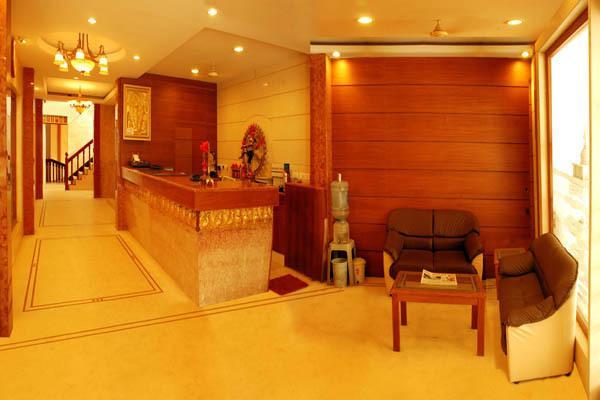 Hotel Raya'S Annexe-1 Kumbakonam Exteriör bild